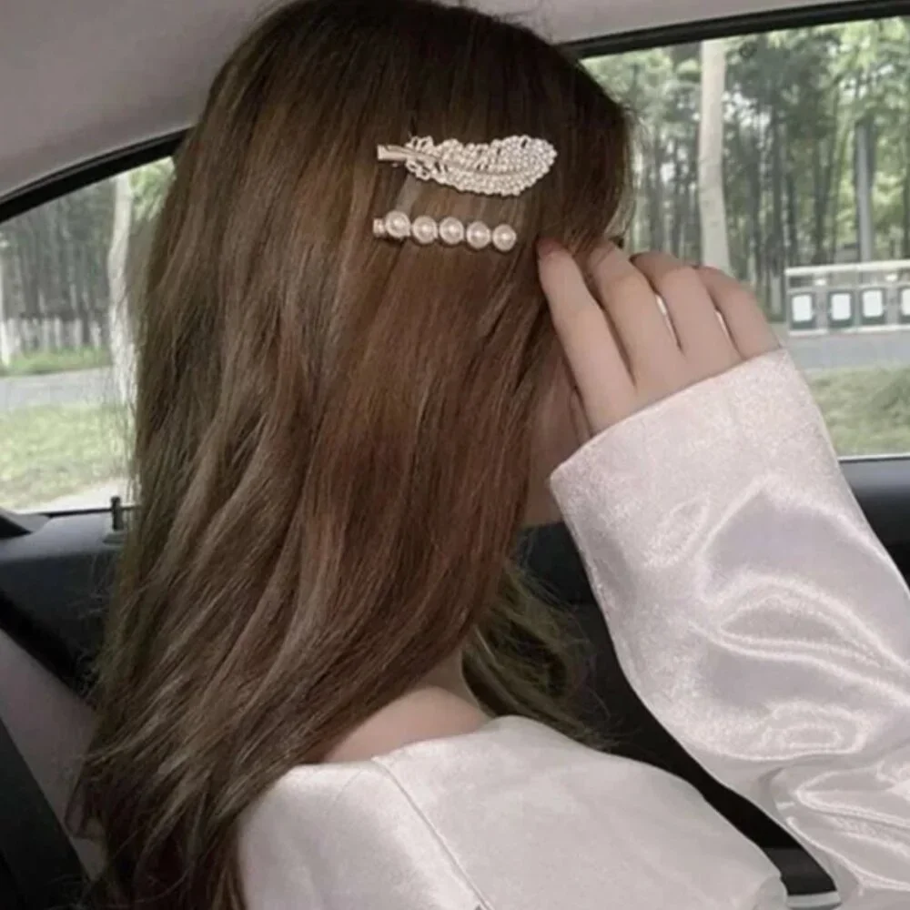 Set of 6 Pearl Hair Clips
